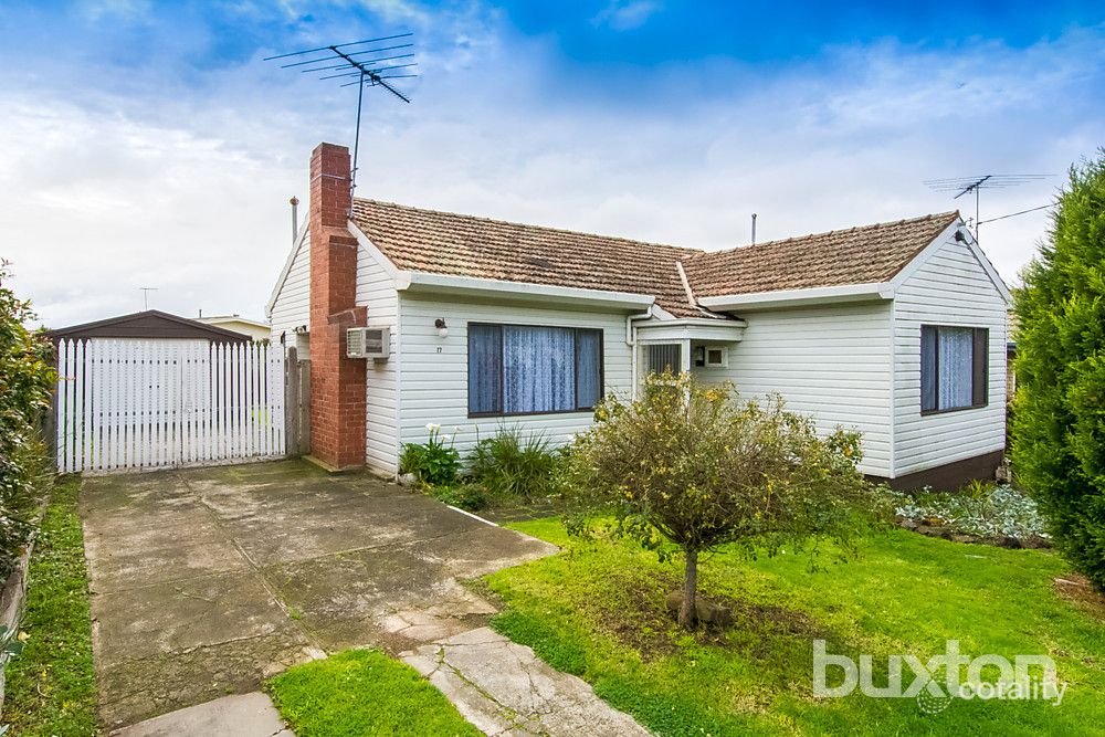 17 Gibbs St, Newcomb, VIC 3219