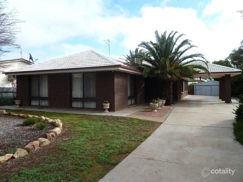 77 Queen St, Peterborough, SA 5422