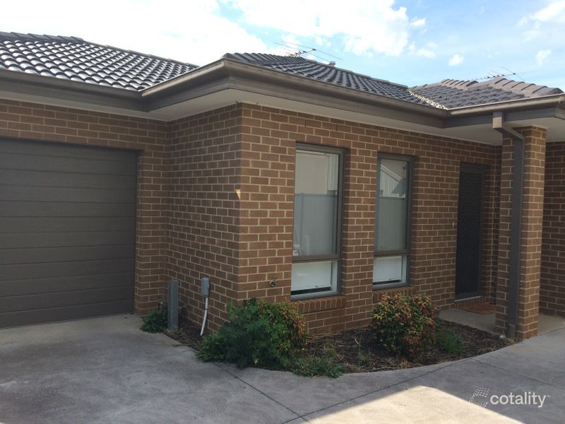 2/5 Mccubbin Ct, Point Cook, VIC 3030