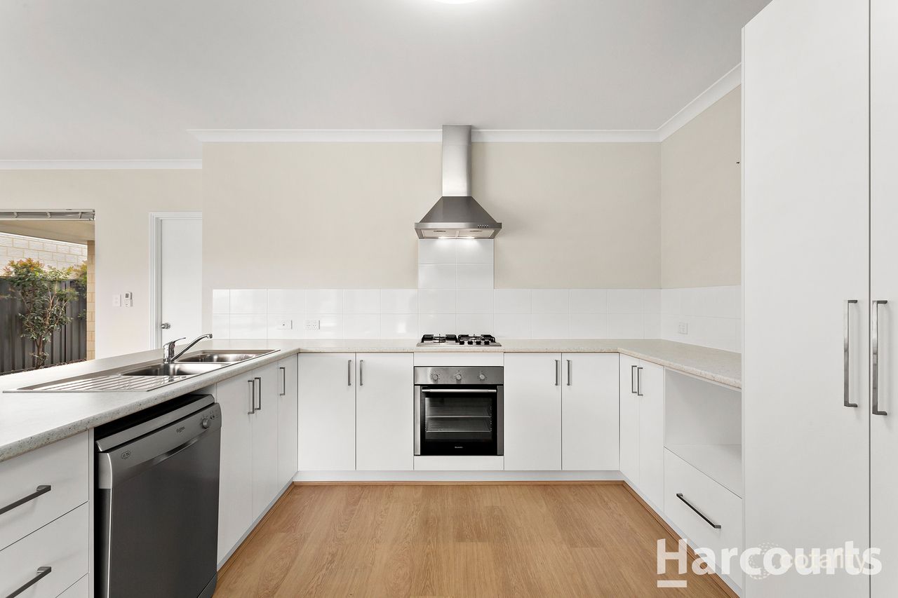 12 Silvereye Way, Erskine, WA 6210