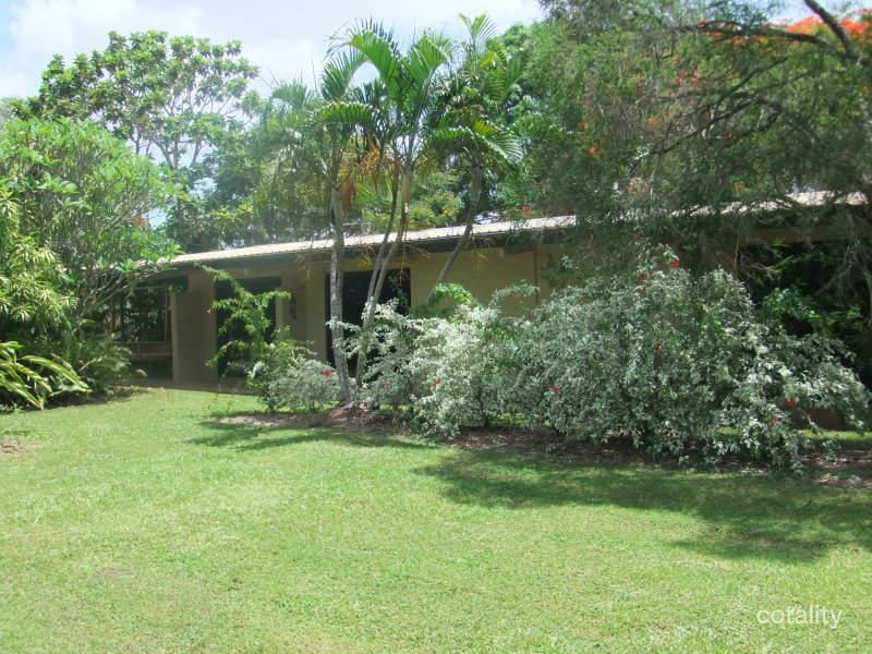 2 Merluna Pl, Trunding, QLD 4874