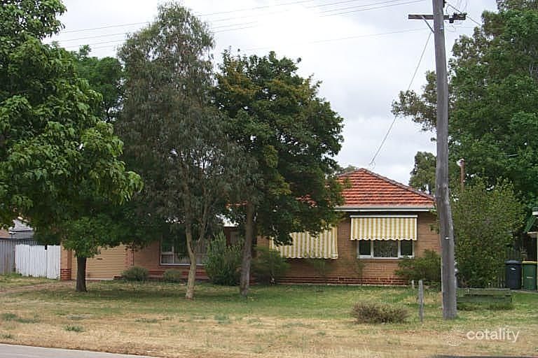 19 Railway Ave, Kelmscott, WA 6111