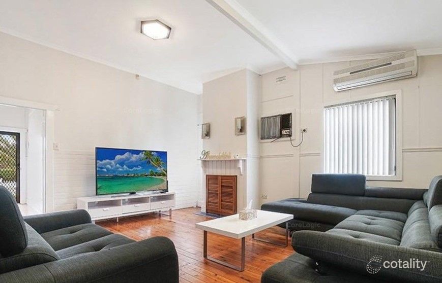 42 Mountford Ave, Guildford, NSW 2161