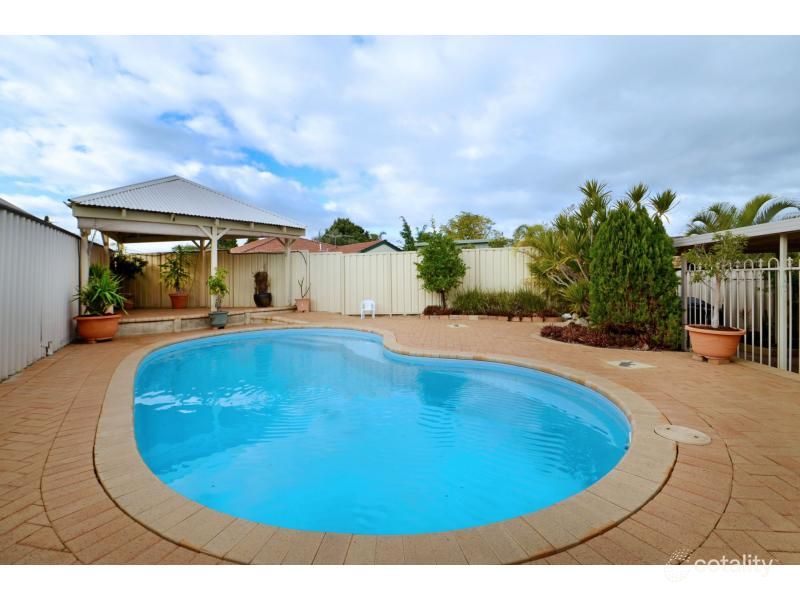 14 Boab Ct, Alexander Heights, WA 6064