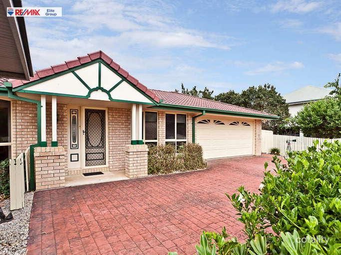 4 Hayward Ave, Cashmere, QLD 4500