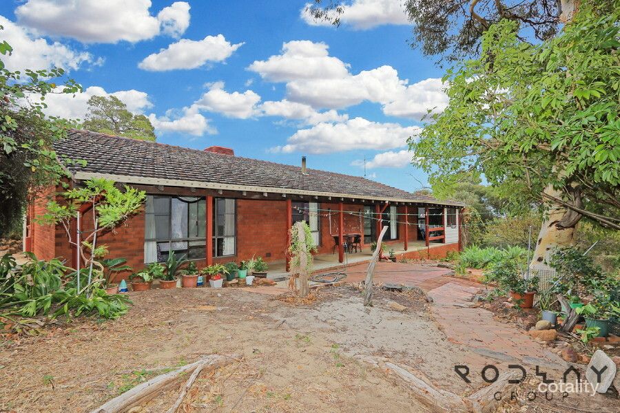 2 Bedfordale Hill Rd, Mount Richon, WA 6112