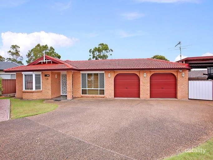 18 Barlow Cl, Thornton, NSW 2322