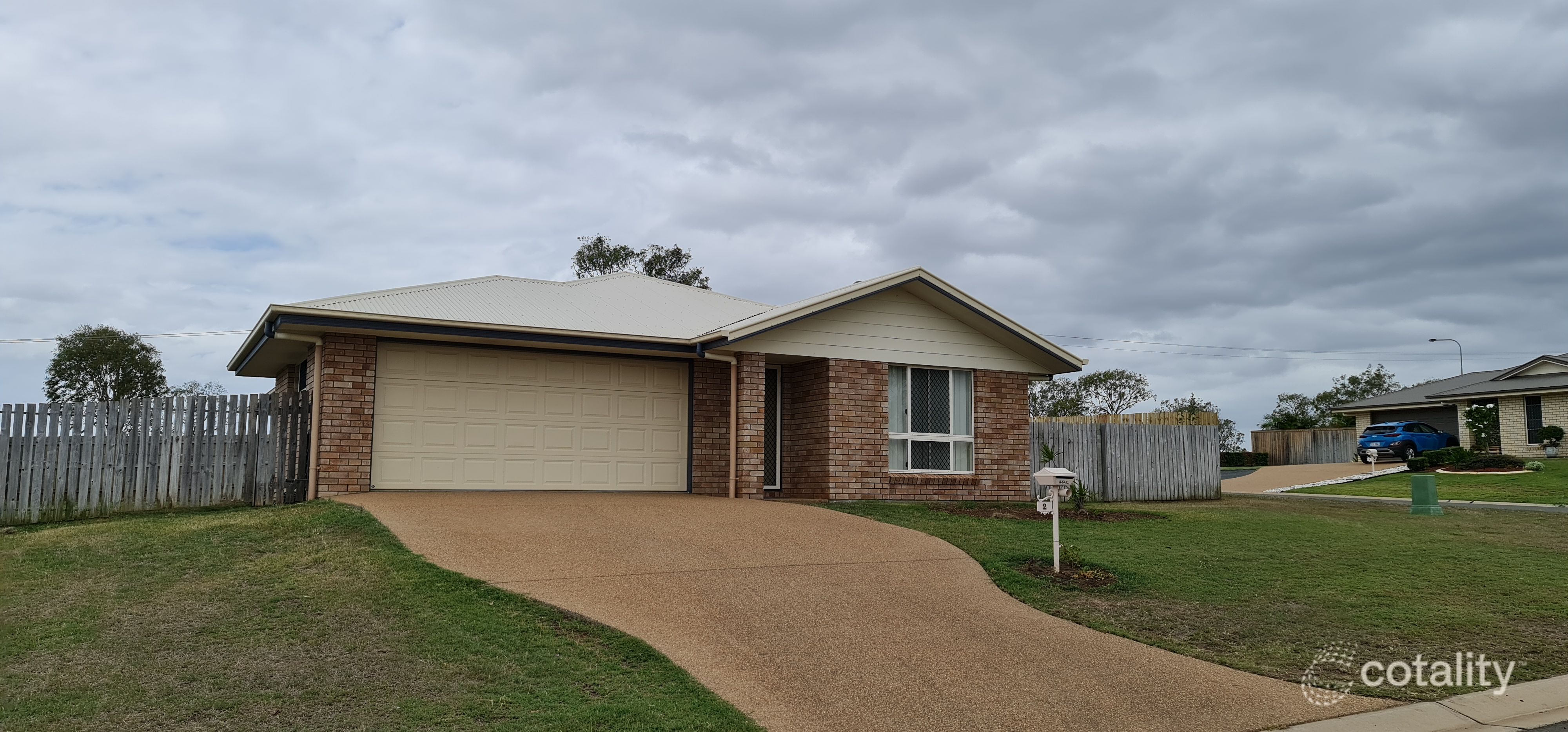 2 Perkins Ct, Gracemere, QLD 4702