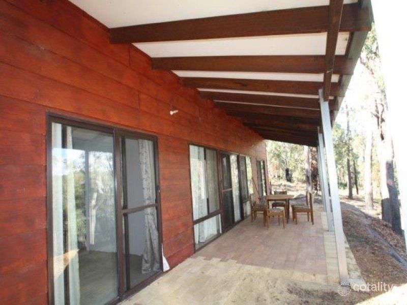 1/672 Tallathalla Rd, Waroona, WA 6215