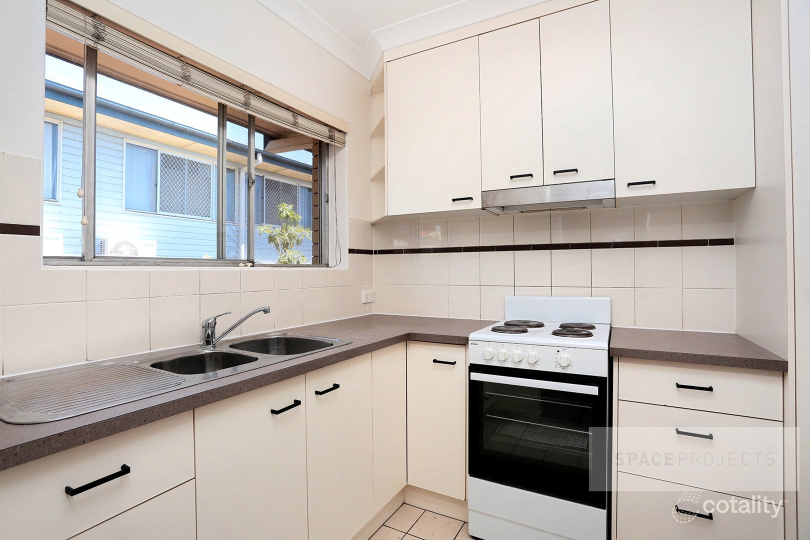 8/60 Chalk St, Wooloowin, QLD 4030