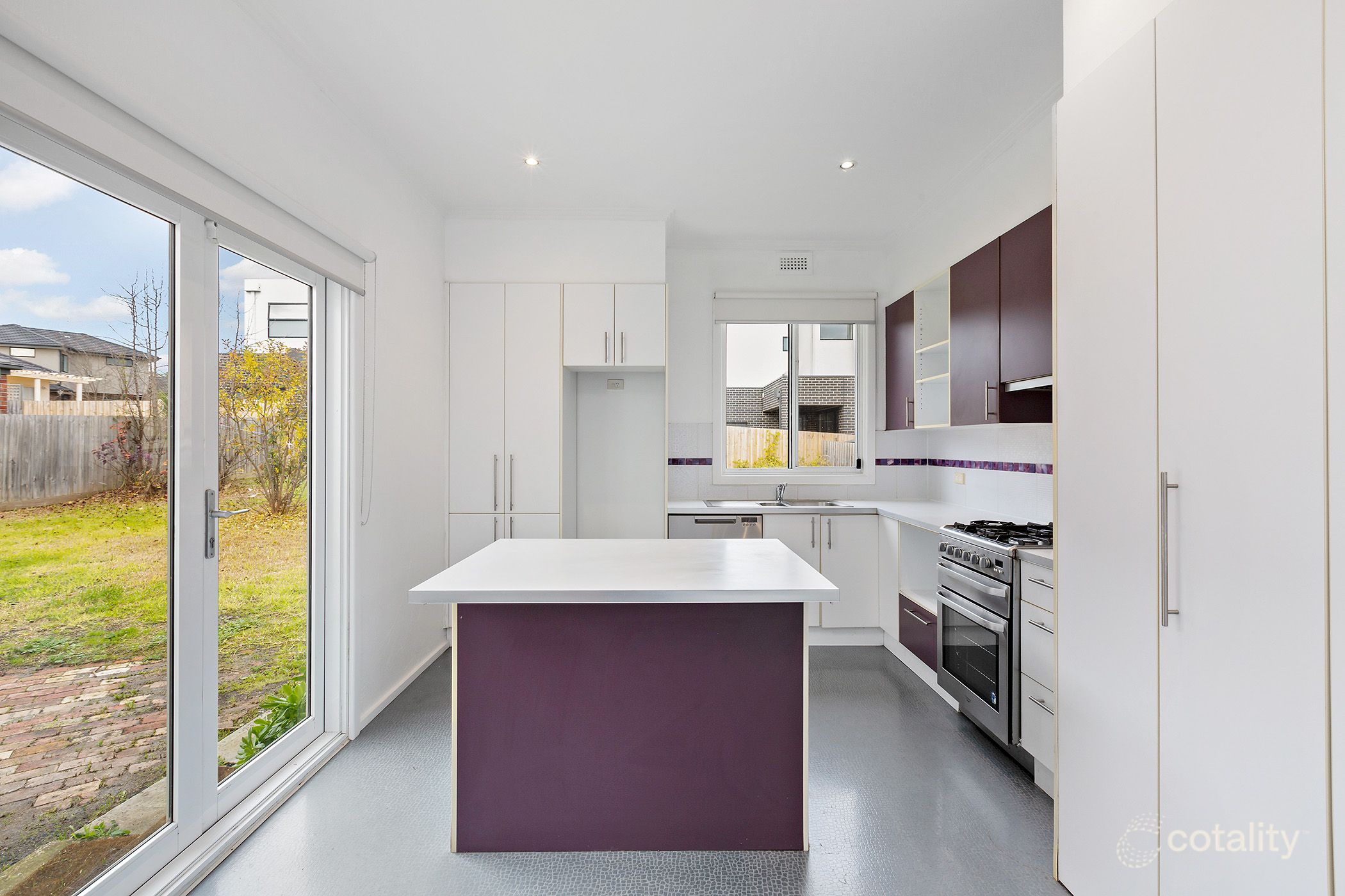 10 Salisbury Rd, Ashwood, VIC 3147