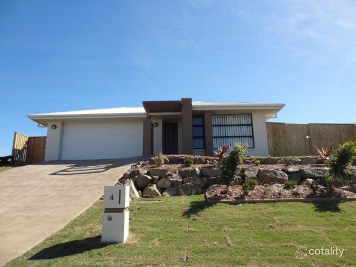 4 Hinkler Ct, Rural View, QLD 4740