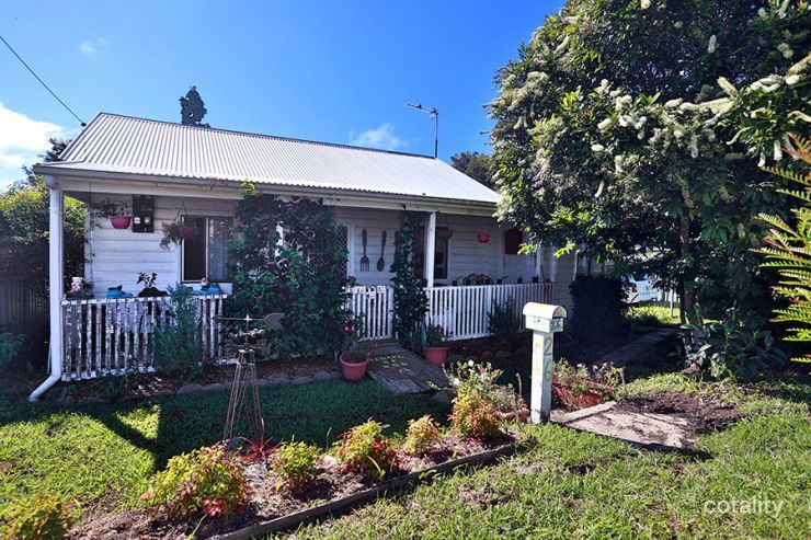 26 Cook St, Bowraville, NSW 2449