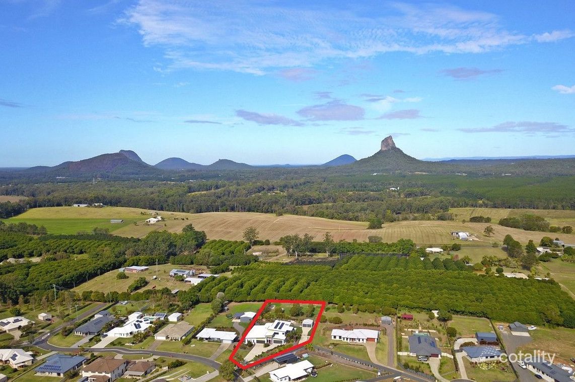 74 Lachlan Cres, Beerwah, QLD 4519