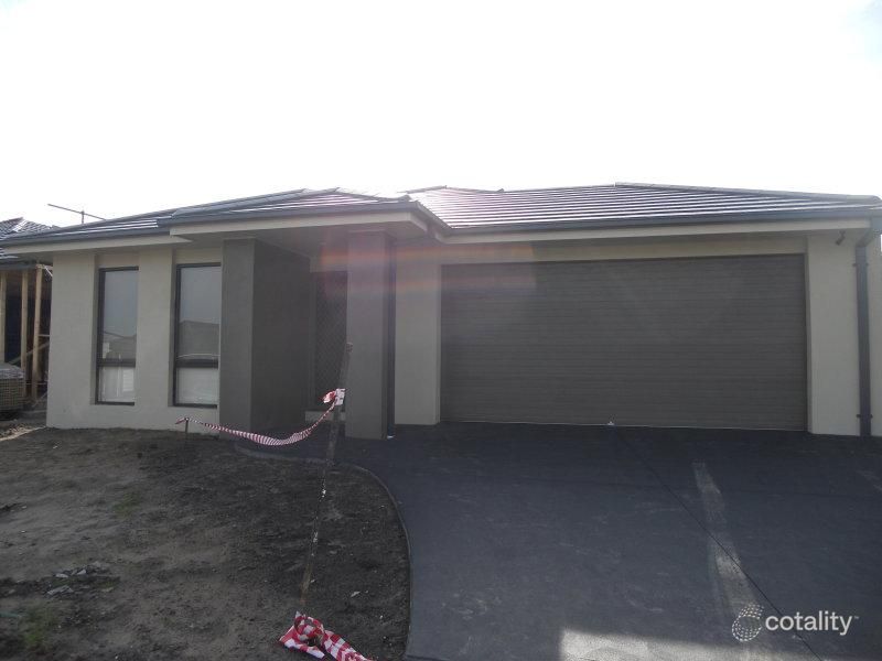 12 Sanoma Dr, Skye, VIC 3977