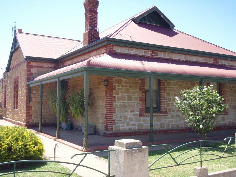 8 Verdun Rd, Murray Bridge, SA 5253