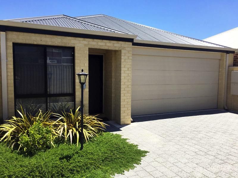 3/68 West Churchill Ave, Lake Coogee, WA 6166