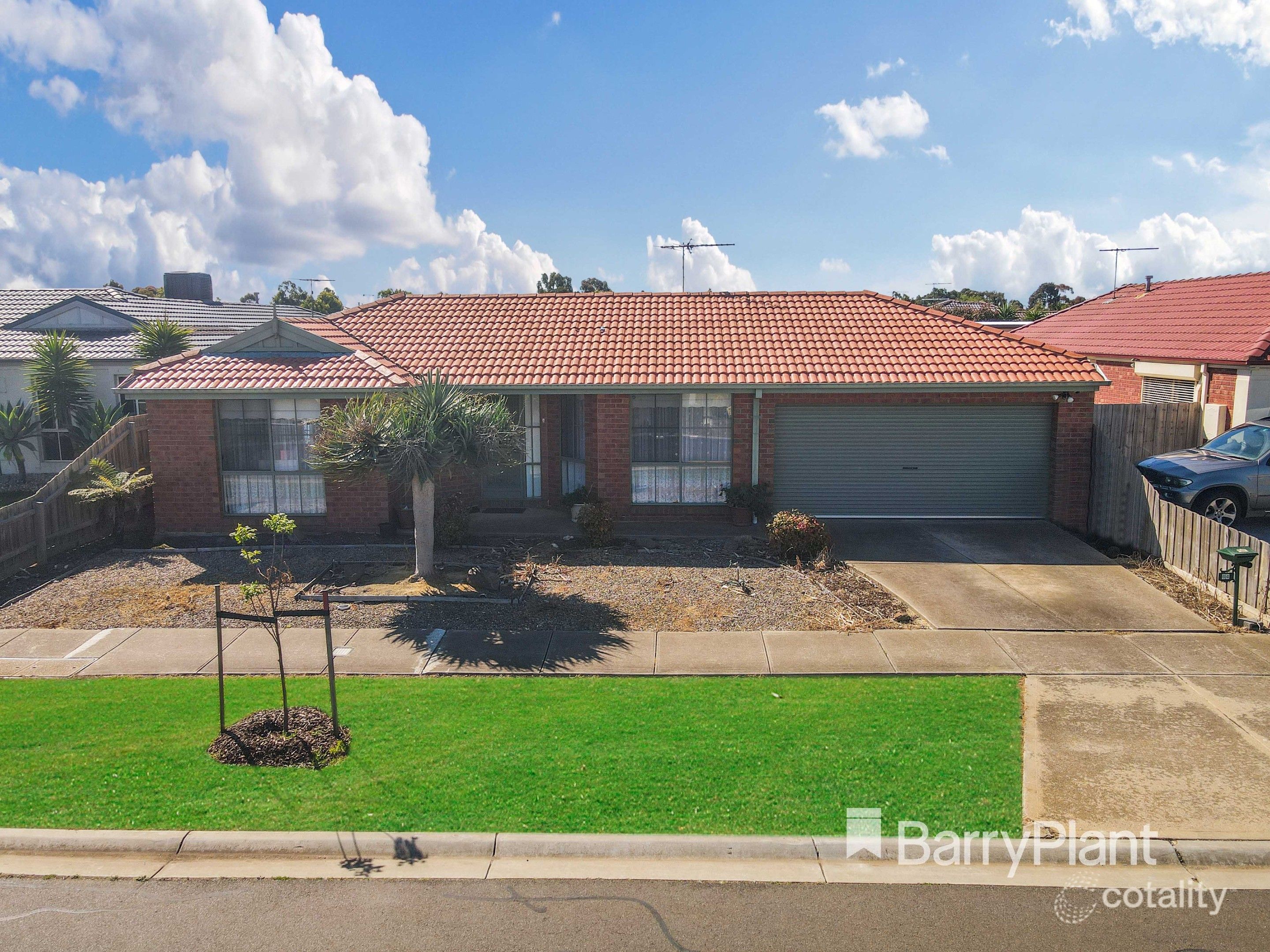 64 Greenhills Dr, Kurunjang, VIC 3337