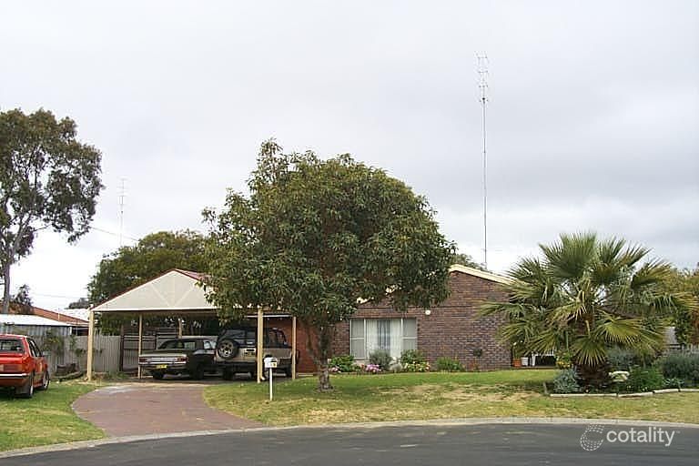 1 Bickerton Pl, East Bunbury, WA 6230