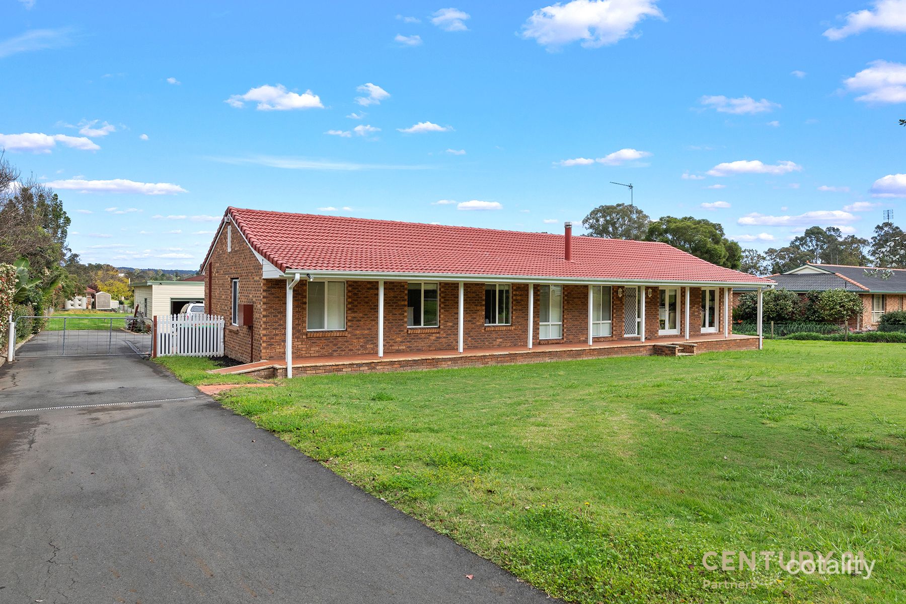 77 Werombi Rd, Grasmere, NSW 2570