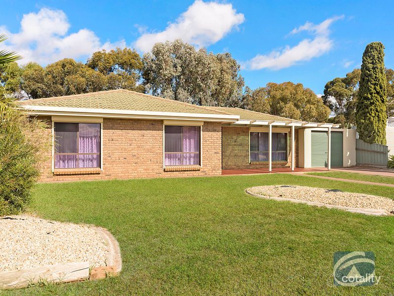 24 Commodore Pde, Andrews Farm, SA 5114