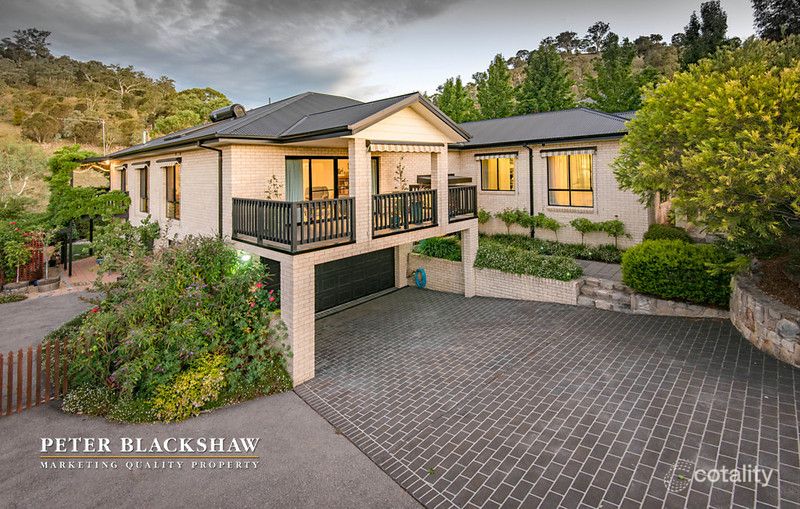 13 Orange Thorn Cres, Banks, ACT 2906