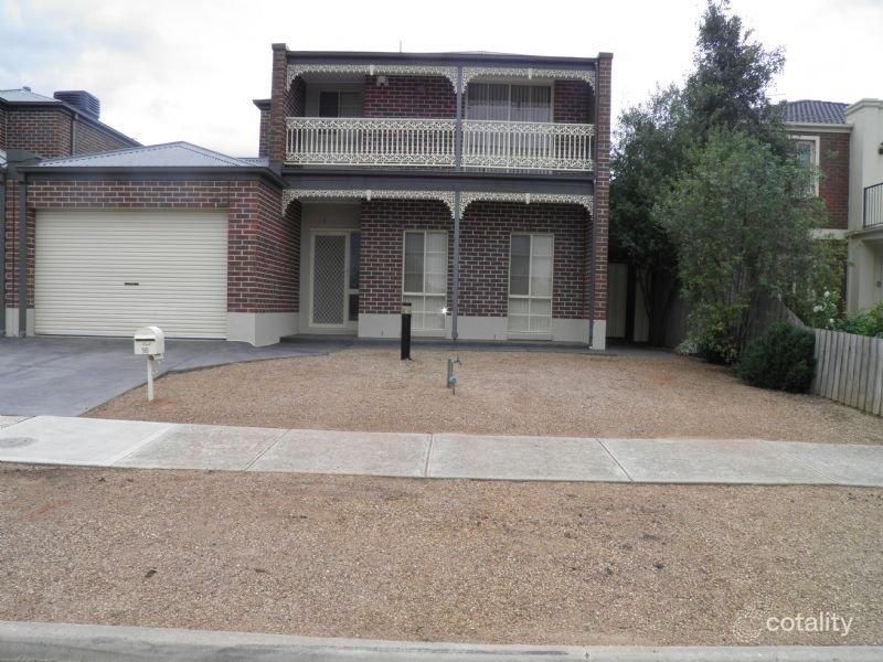 16 Lorraine Lee Way, Sydenham, VIC 3037