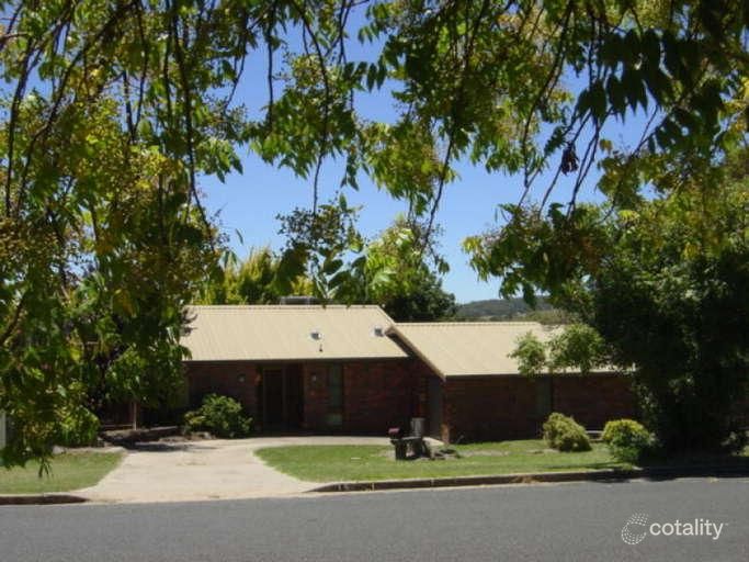 19 Park St, Uralla, NSW 2358