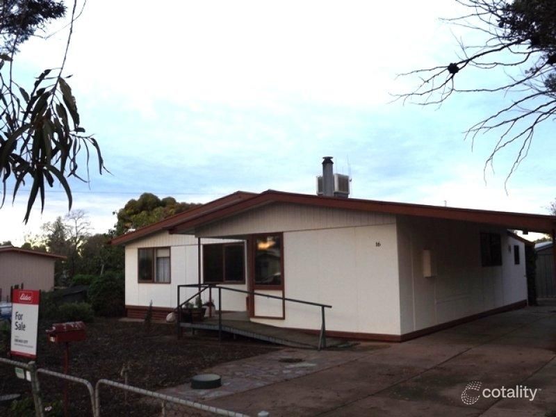 16 Flinders St, Crystal Brook, SA 5523