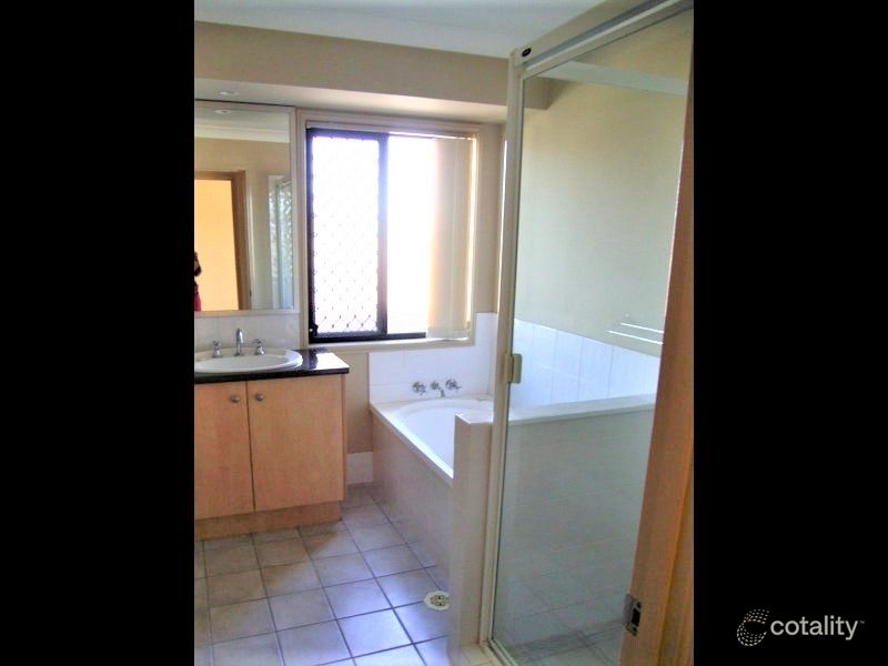 34 Ross Pl, Wakerley, QLD 4154