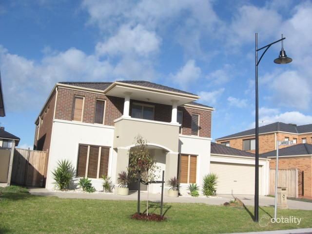 9 Len George Dr, Keysborough, VIC 3173