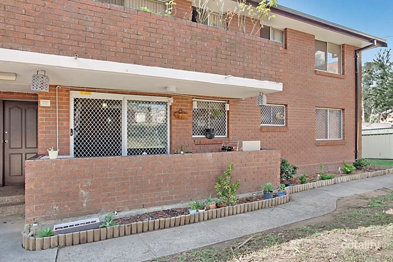 8/18 Westmoreland Rd, Minto, NSW 2566