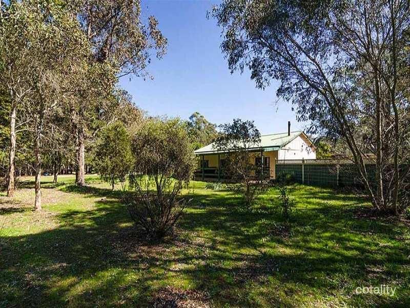 7 Walters Rd, Oakbank, SA 5243