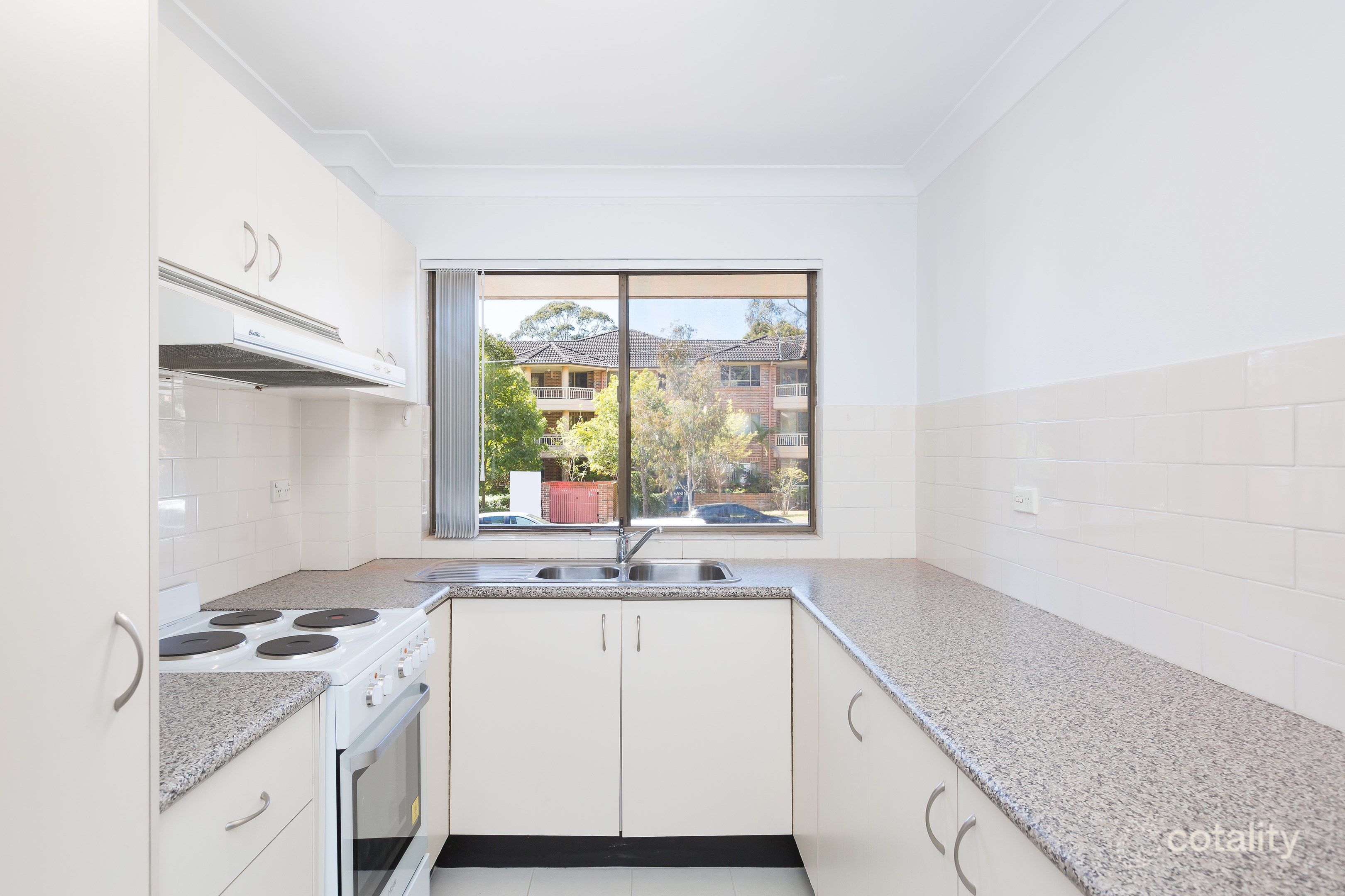 2/63-69 Auburn St, Sutherland, NSW 2232