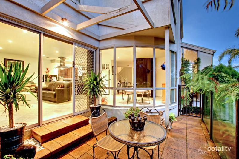 14 Paddlewheeler Pkt, Croydon North, VIC 3136