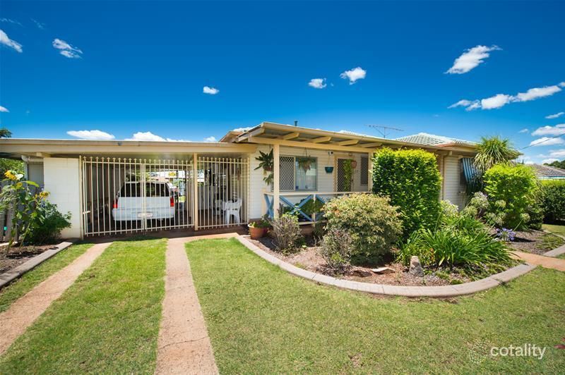 12 Berghofer St, Rockville, QLD 4350