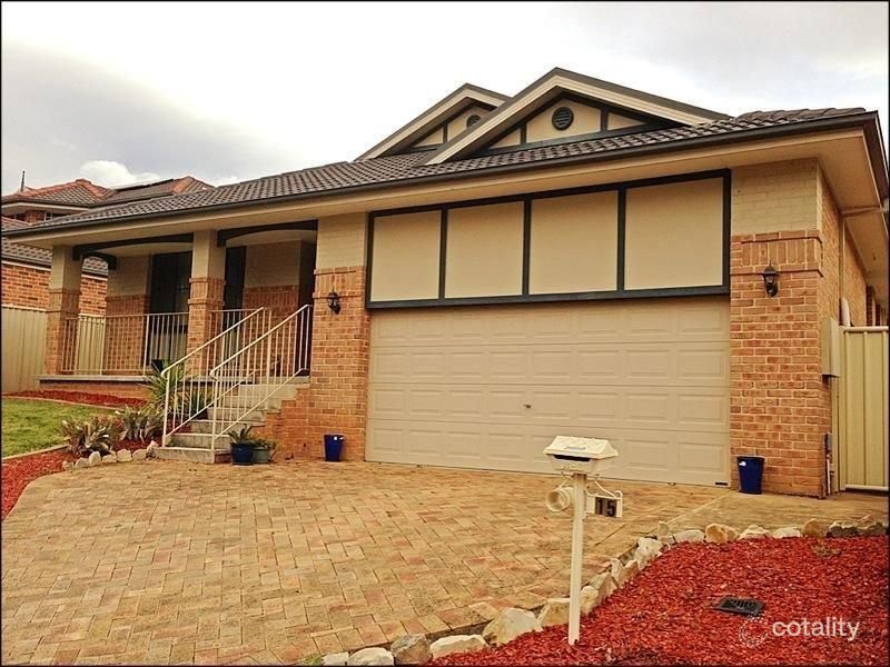 15 Gabriel Cct, Blair Athol, NSW 2560