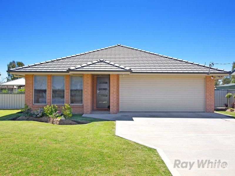 34 Kelvin Vickery Ave, Narrabri, NSW 2390