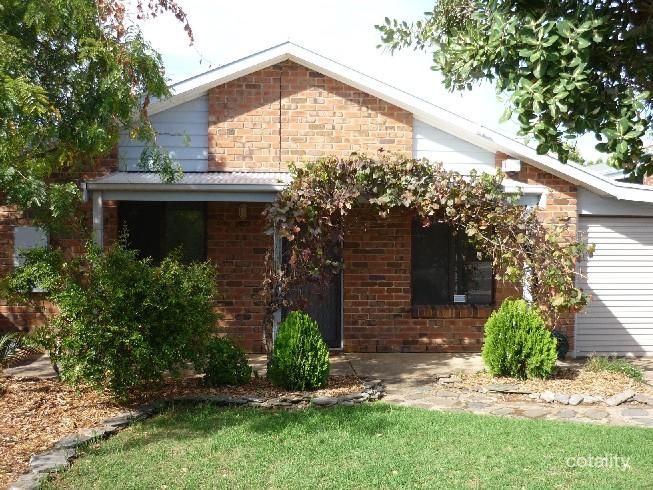24 Chapman Ave, Mclaren Vale, SA 5171