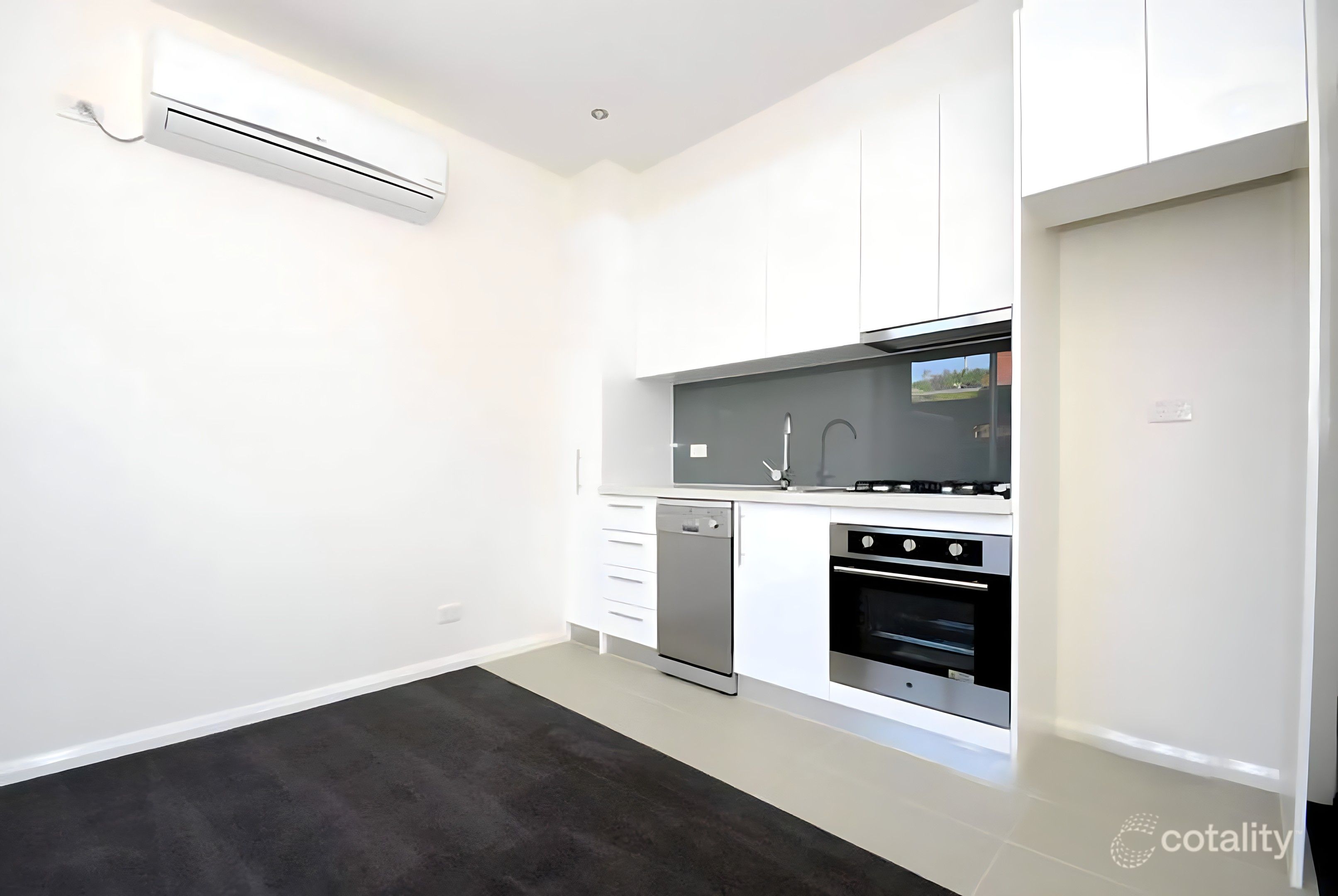 5/2 Middleborough Rd, Burwood East, VIC 3151