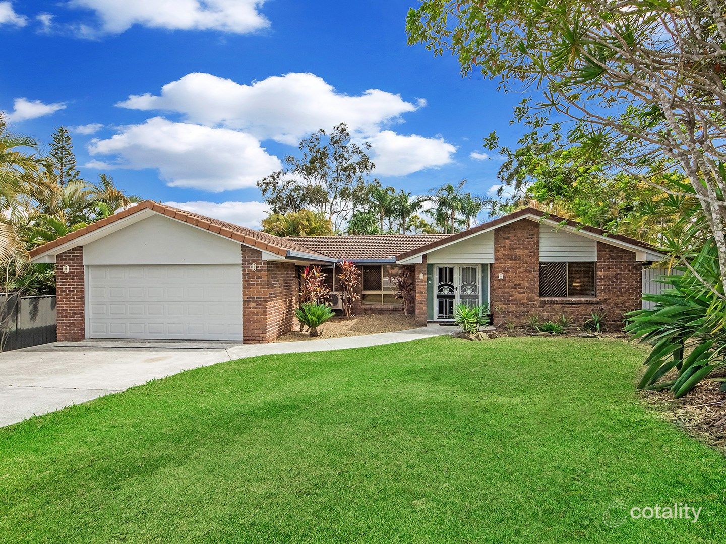 72 Cottesloe Dr, Robina, QLD 4226
