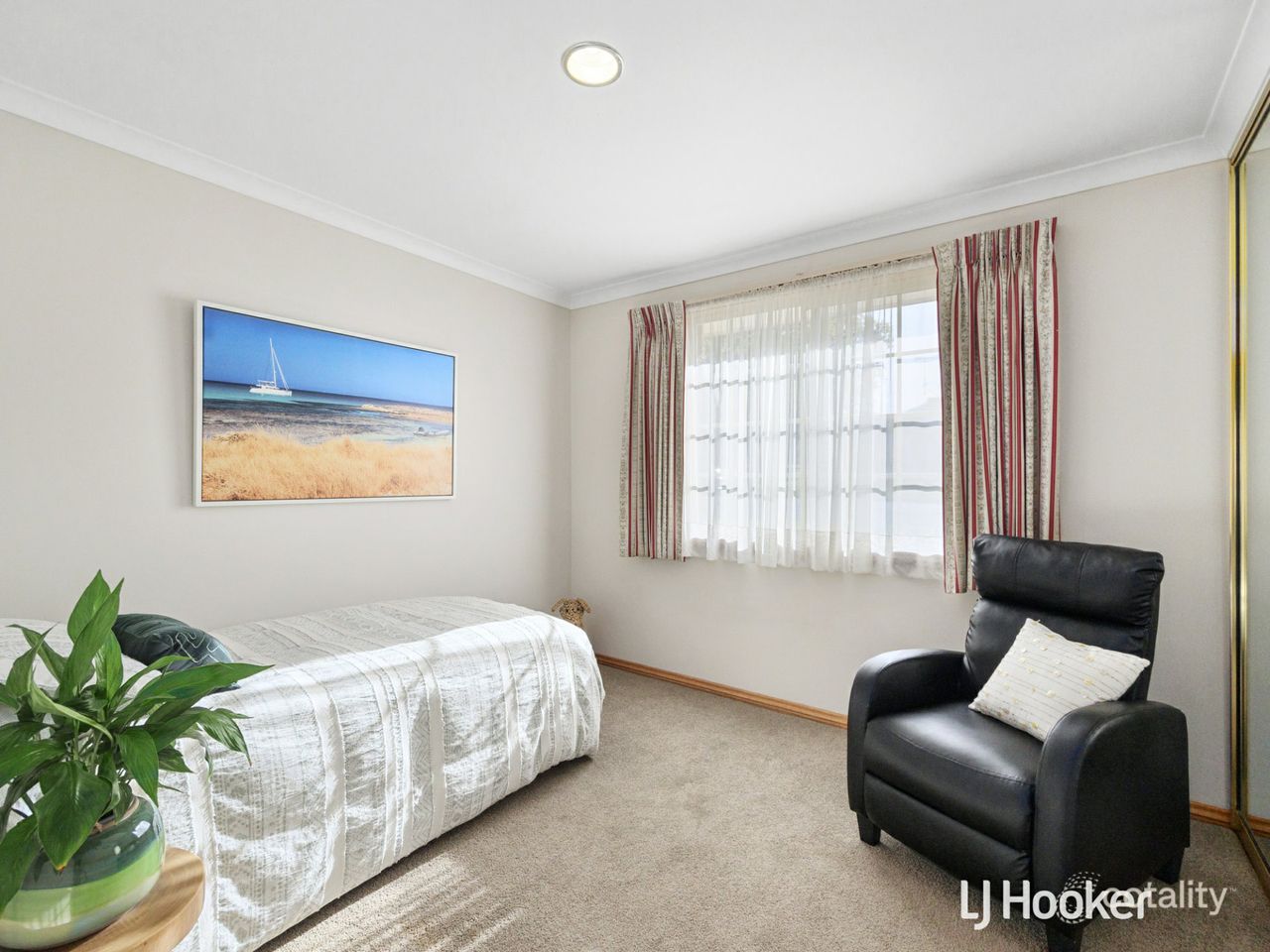 9 The Crescent, Inverloch, VIC 3996