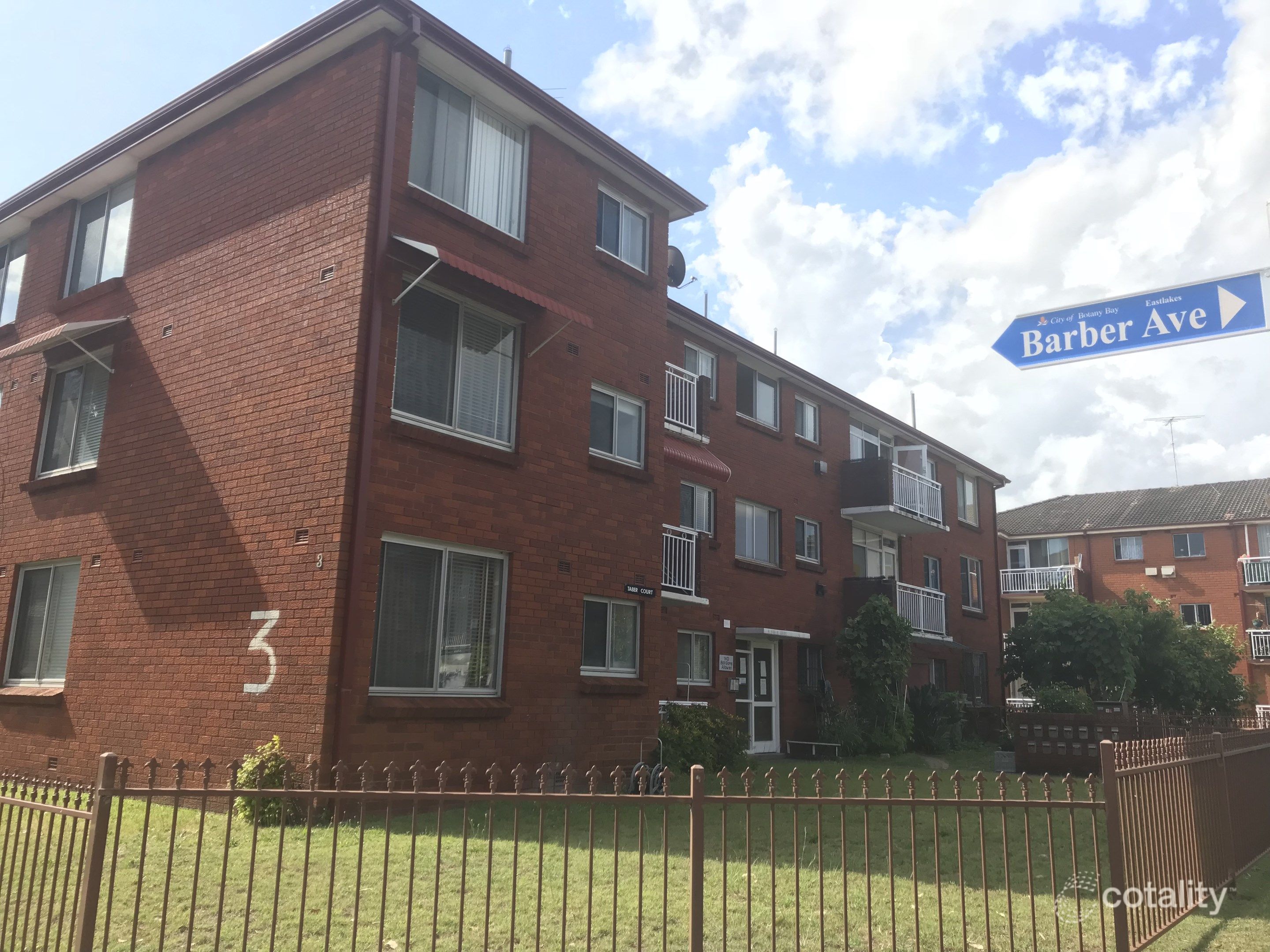 8/3 Barber Ave, Eastlakes, NSW 2018