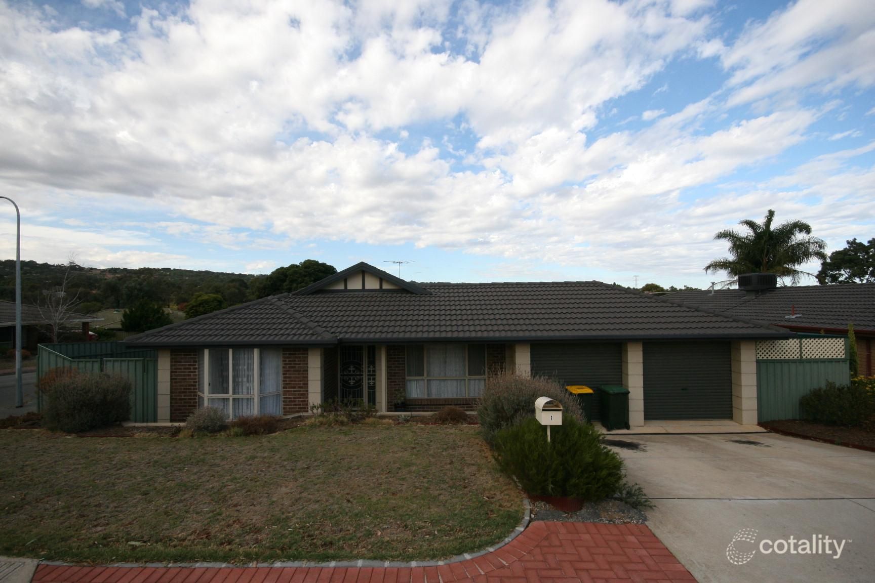 1 Cher Ct, Aberfoyle Park, SA 5159