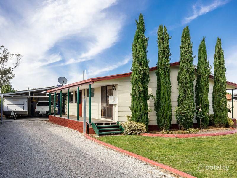 36 Dixon St, Stratford, VIC 3862