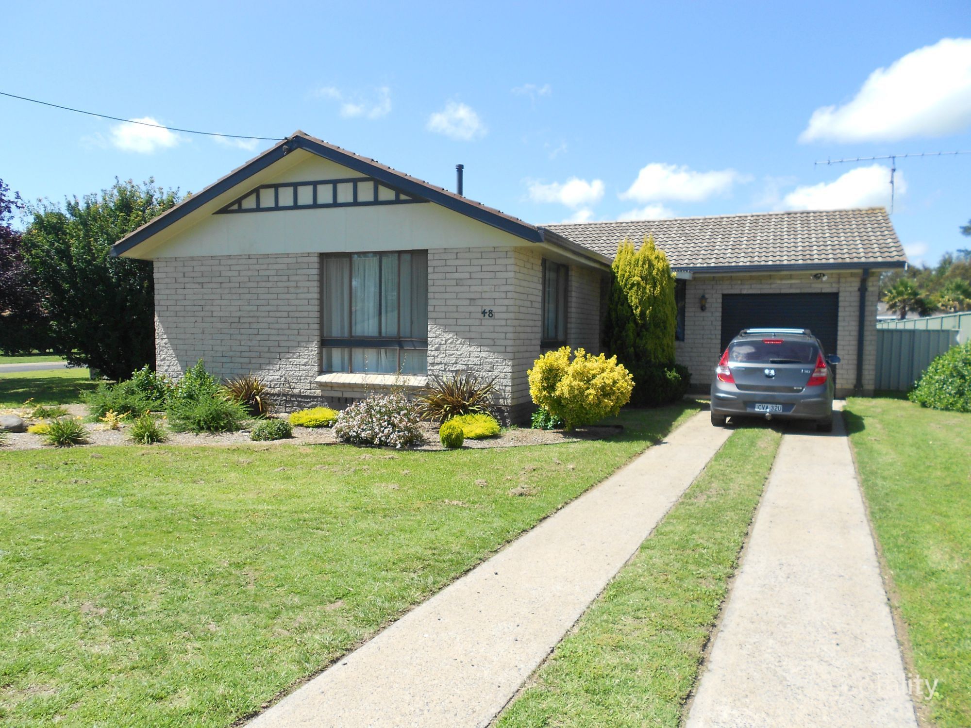48 Rowan Ave, Uralla, NSW 2358