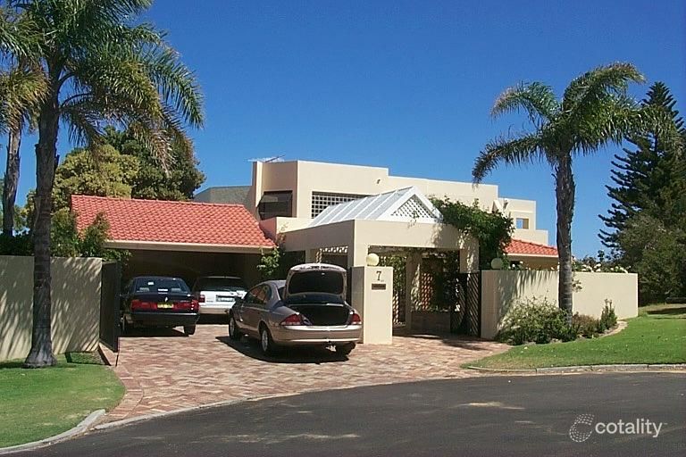 7 Adori Pl, City Beach, WA 6015