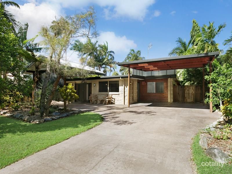 2 Valmadre St, Caravonica, QLD 4878