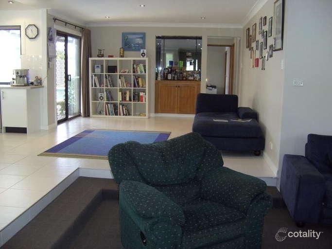 8 Muresk Ct, Mermaid Waters, QLD 4218