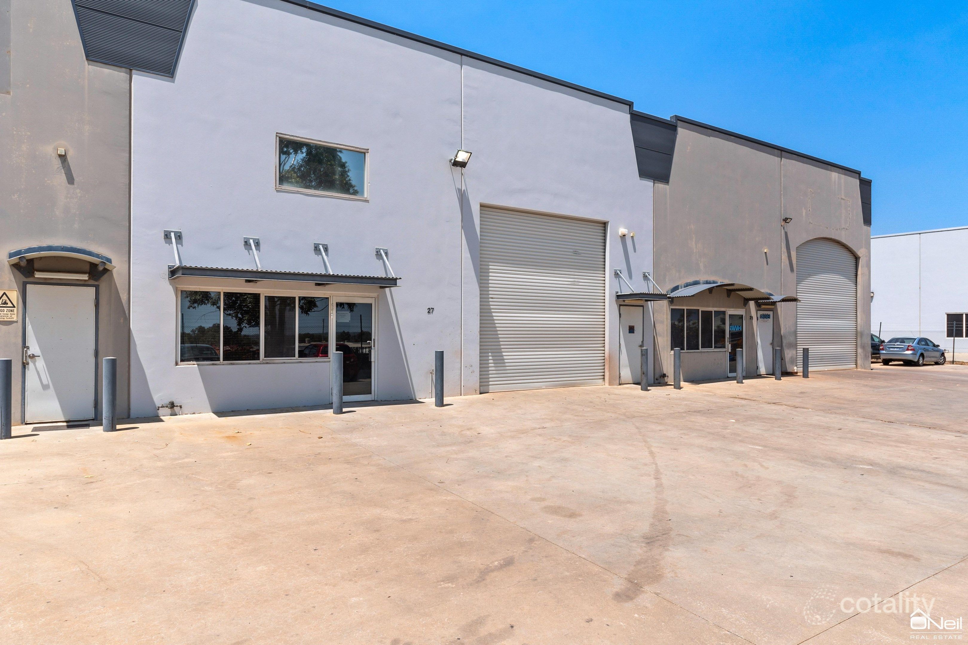 27 Keates Rd, Armadale, WA 6112